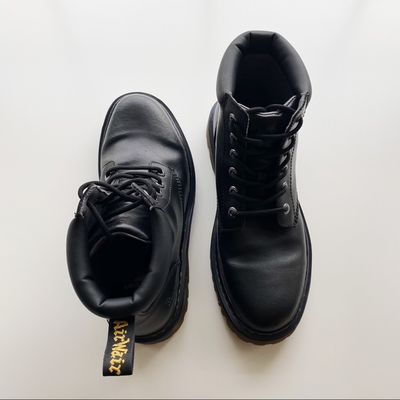 SOLD Classic Doc Marten Combat Boot - Picture 2 of 3